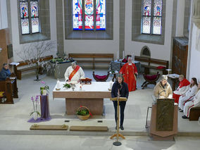 Palmsontag in St. Crescentius - Beginn der Heiligen Woche (Foto: Karl-Franz Thiede)